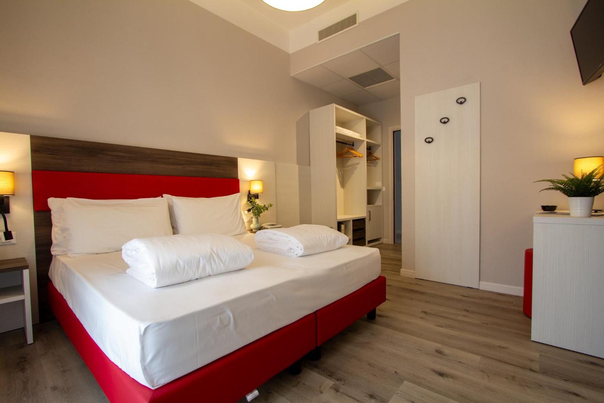 Hotel Benacus ตอร์รีเดลเบนาโก ภายนอก รูปภาพ
