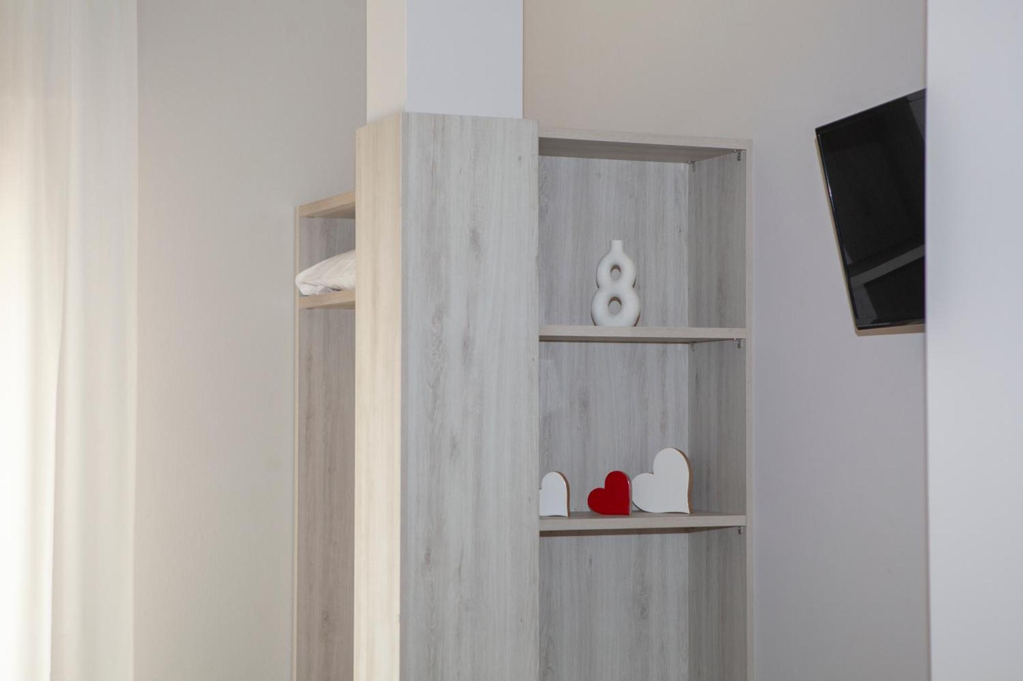 Hotel Benacus ตอร์รีเดลเบนาโก ภายนอก รูปภาพ